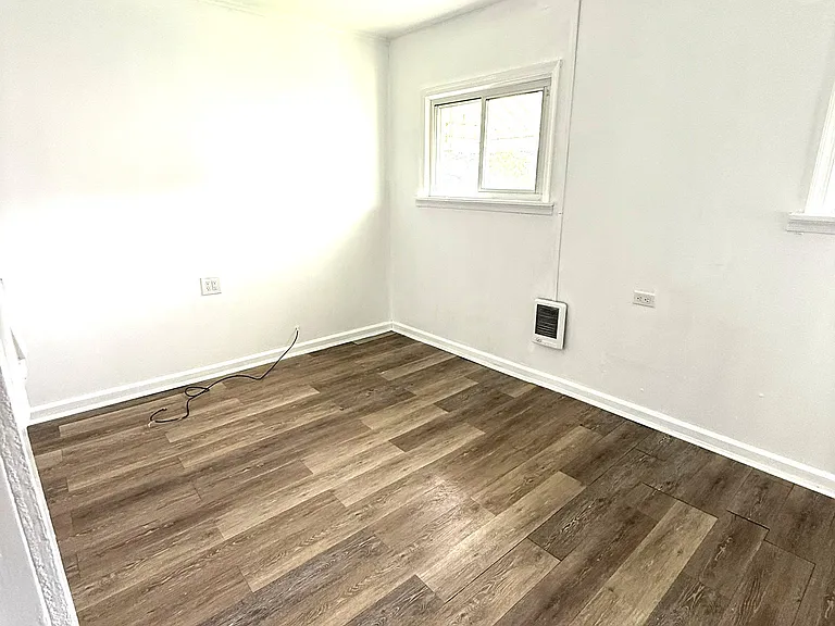 472 2nd St #2 — Photo 12