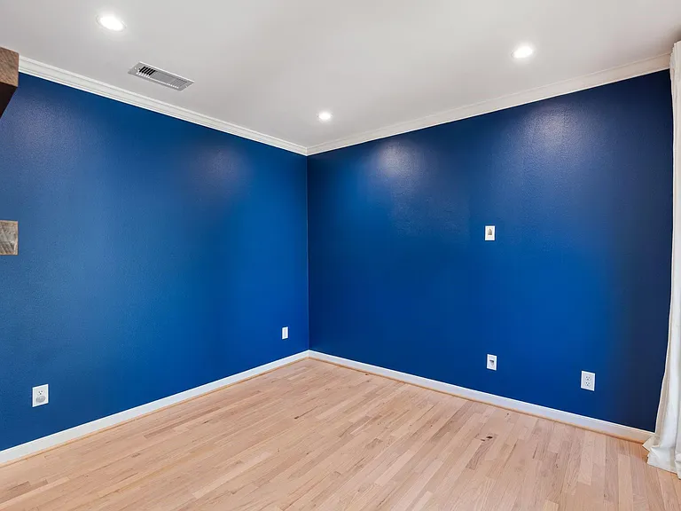 13703 Queensbury Ln — Photo 15