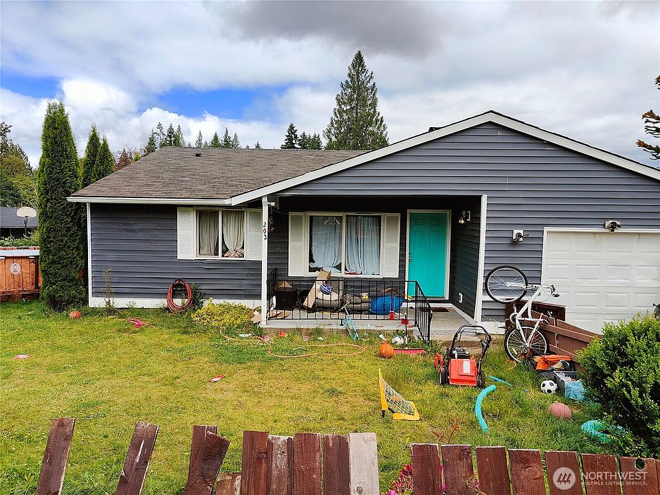 1st image of 203 St. Helens Way
