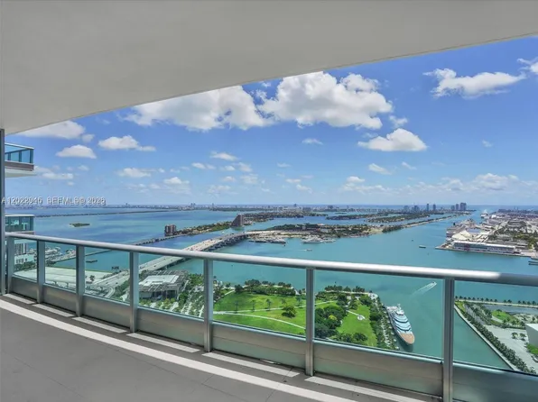 900 Biscayne Blvd, Miami, FL