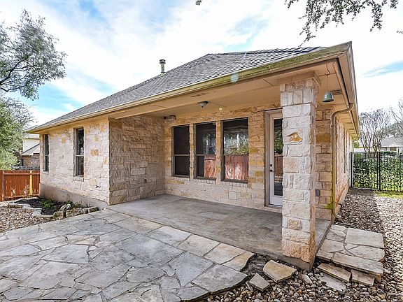 5th image of 2512 Farleigh Ln