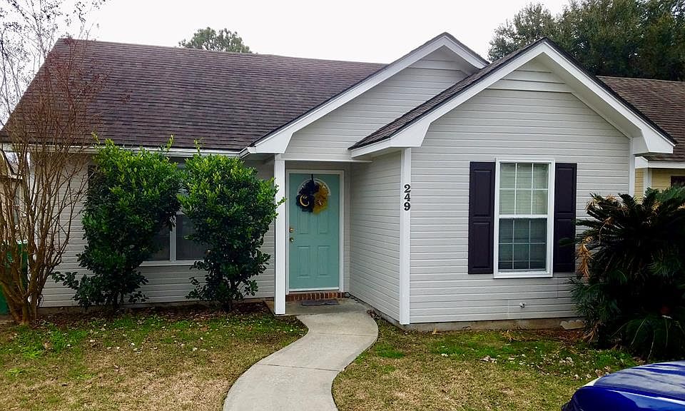 1st image of 249 Blue Pool Dr