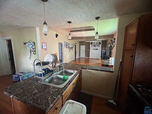 4th image of 2021 S Royce St