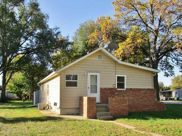 326 W 30th St, South Sioux City, NE 68776