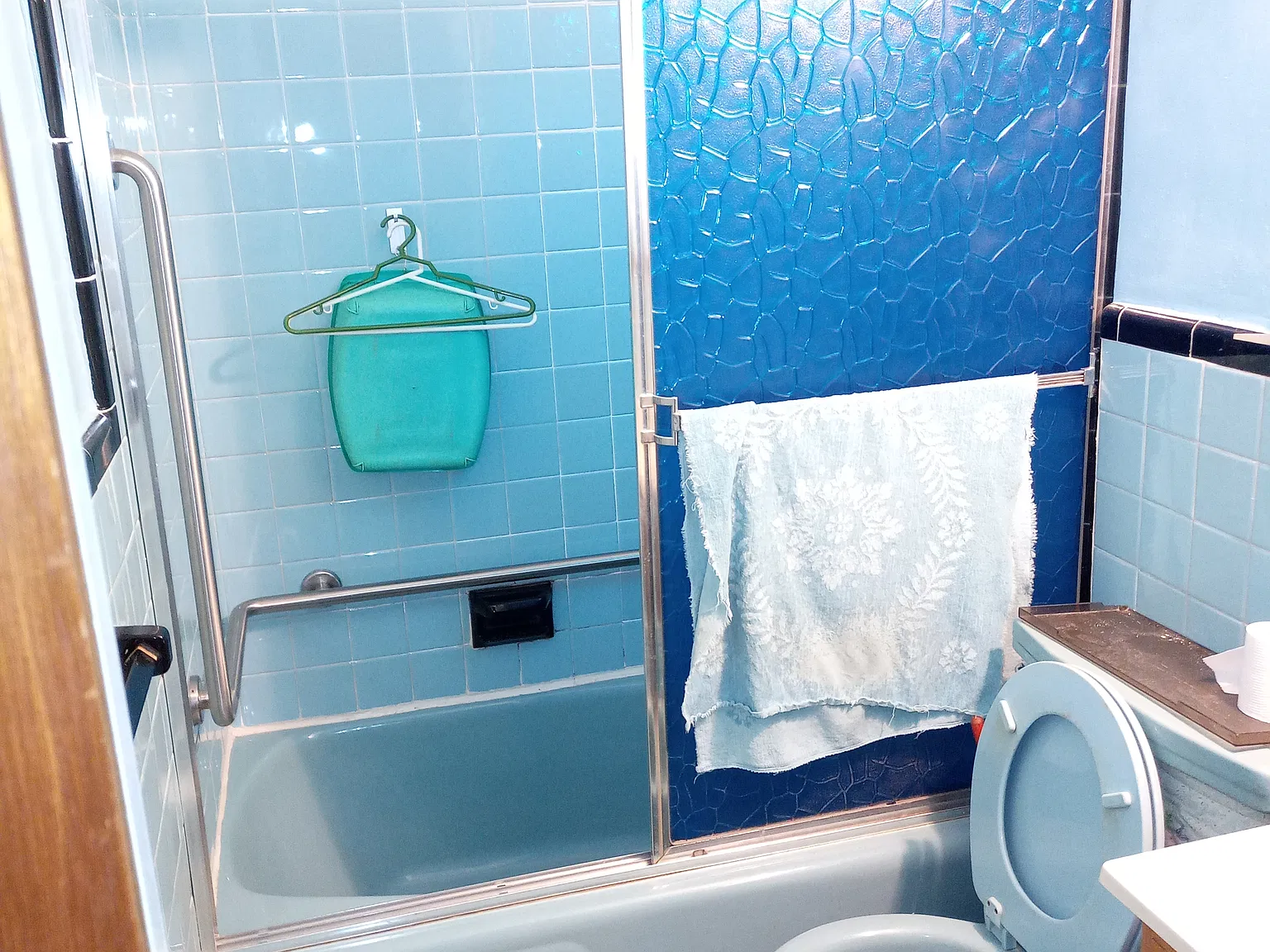 3 bed, 1100 sqft, $3,400 — Photo 4
