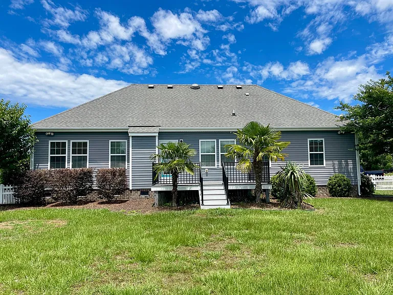 150 Travis Blvd — Photo 16