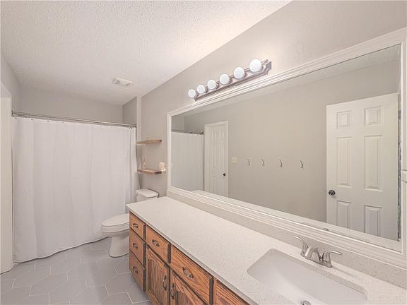 5th image of 171 Crystal Creek Dr