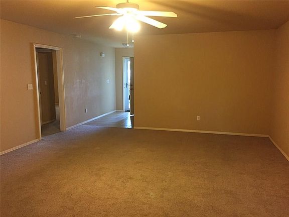 2nd image of 4319 W Serviceberry Dr