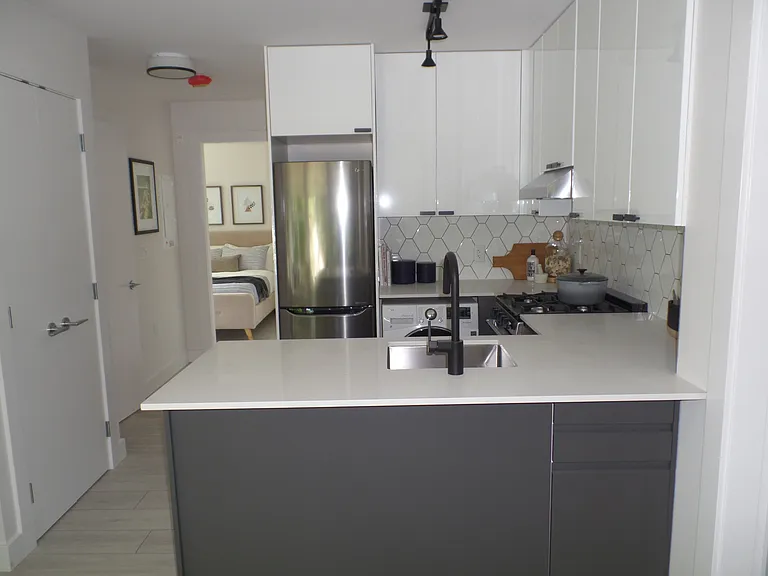 1716 Napier St — Photo 16