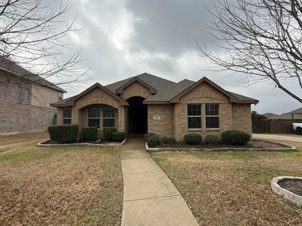 916 Mockingbird Ln, Glenn Heights, TX 75154