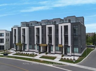 3025 Trailside Dr #137, Oakville, ON L6M 0Z4