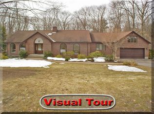 77 Spring Grove Rd, Andover, MA 01810