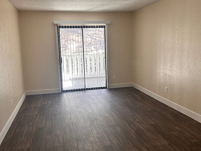 Vantage Point Apartments — Photo 51