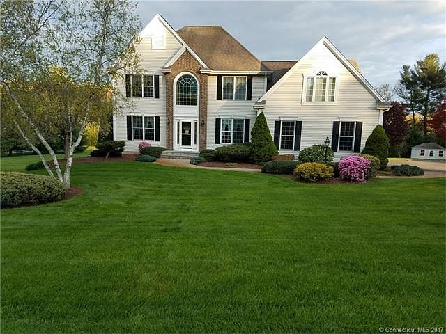 1st image of 38 Heritage Ln