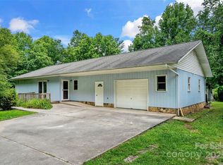 2526 Hankins Rd, Marion, NC 28752