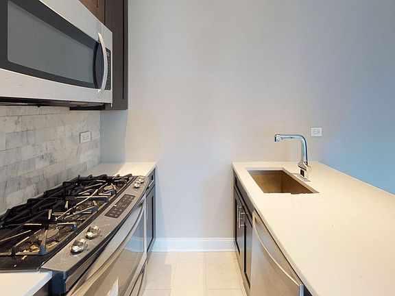 3rd image of 40 Harrison St #4030D