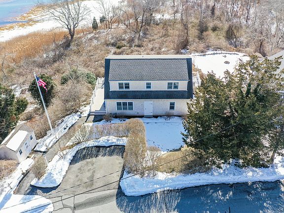 2nd image of 12 Burg Avenue