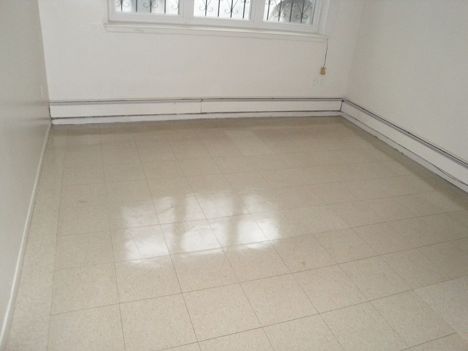 1st image of 1019 E 226th St APT 1