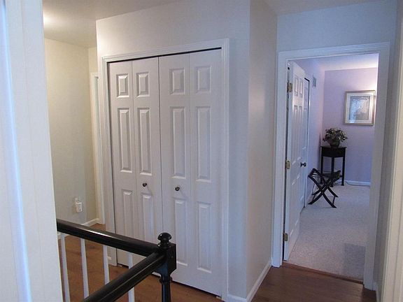 3rd image of 4628 Breezewood Ct