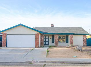 213 W Rader Ave, Ridgecrest, CA 93555