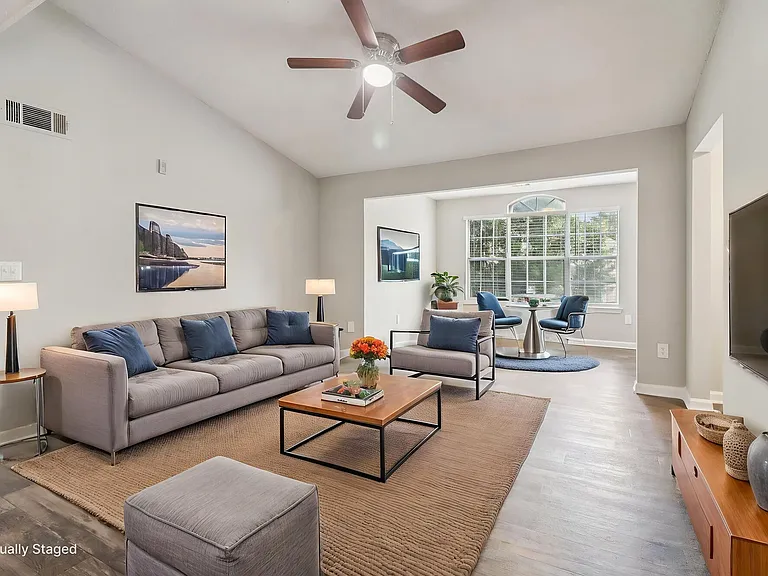 Walden Brook Apartments — Photo 15