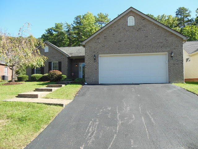 1st image of 4010 Parkway Place Dr