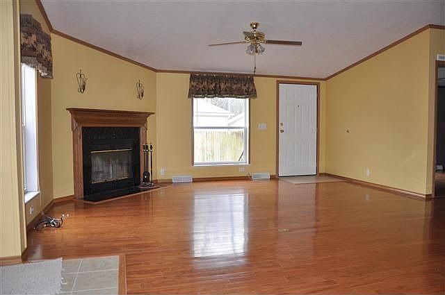 2nd image of 2138 Autumn Ridge Ln