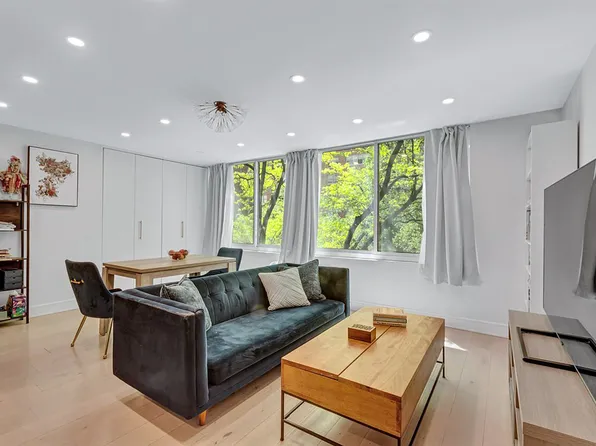 353 E 72nd St #3CD, Manhattan, NY 10021