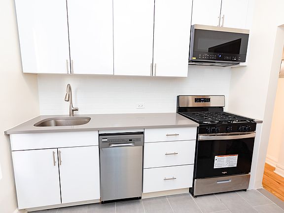 5th image of 502 Amsterdam Ave APT 8