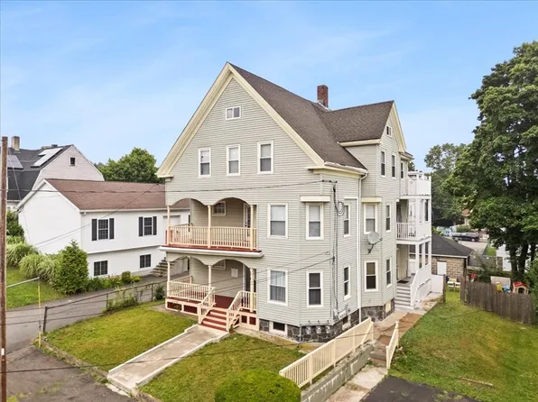 71 Ellis St, Brockton, MA 02301