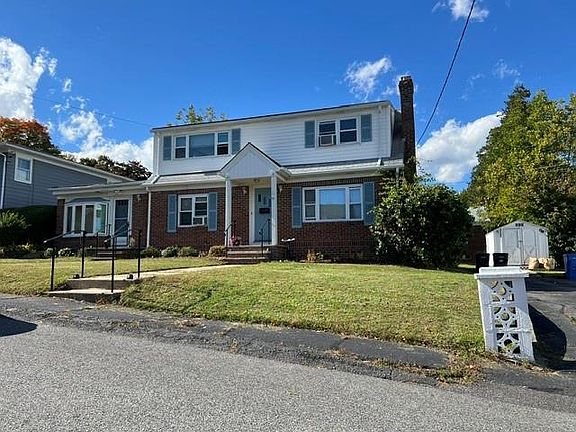 5th image of 49 Tiffany St