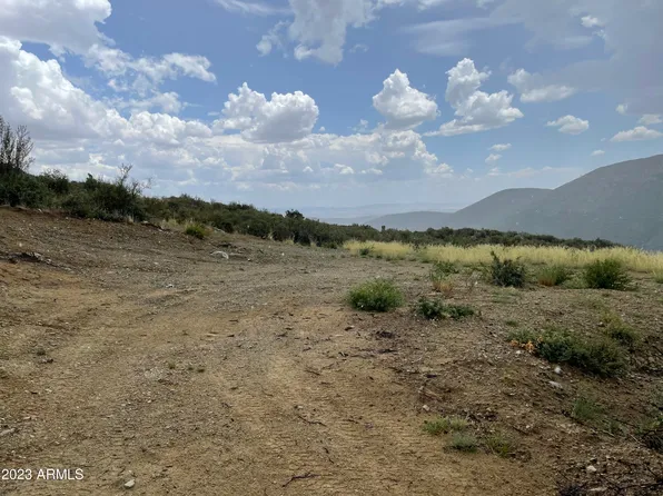 2 E Hawk Mountain Trail #-, Mayer, AZ 86333