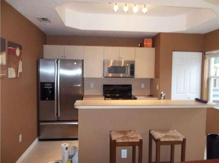 1st image of 4961 Leeward Ln