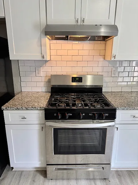 1275 E Washington Ave - A — Photo 4