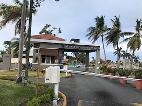2nd image of R15 Calle Marina