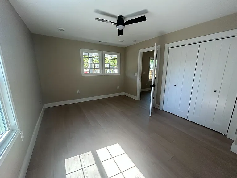 100 Dixie Ave — Photo 10