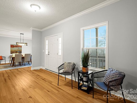 5th image of 13 Eagle Dr