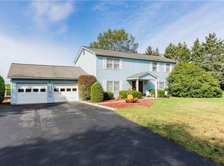 76 Beyer Dr, Poughquag, NY 12570