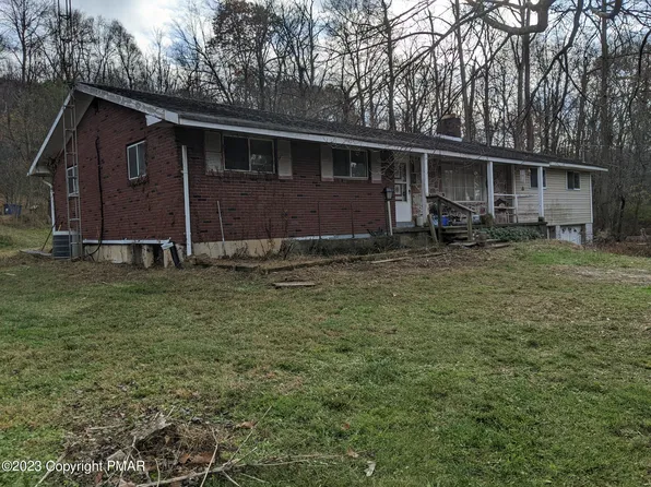 3034 Mountain Rd, Saylorsburg, PA 18353