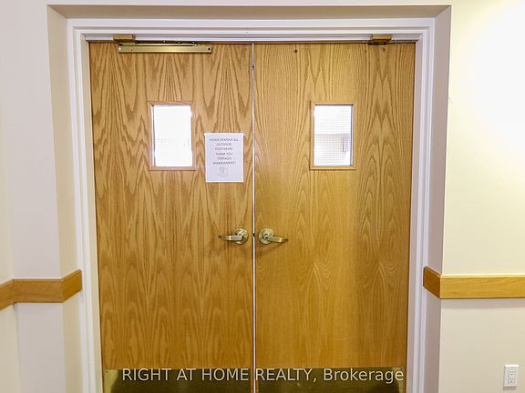 5th image of 94 Dean Ave #404