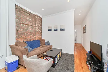 Rented by Living New York