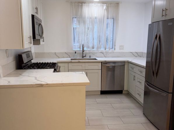1341 Berkeley St APT 4