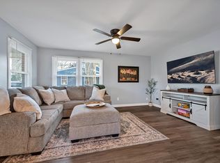 200 Center St, Apex, NC 27502