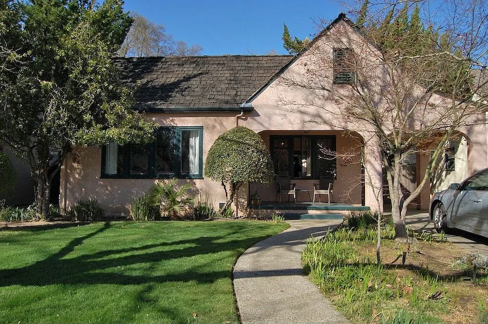 2657 Castro Way photo 1
