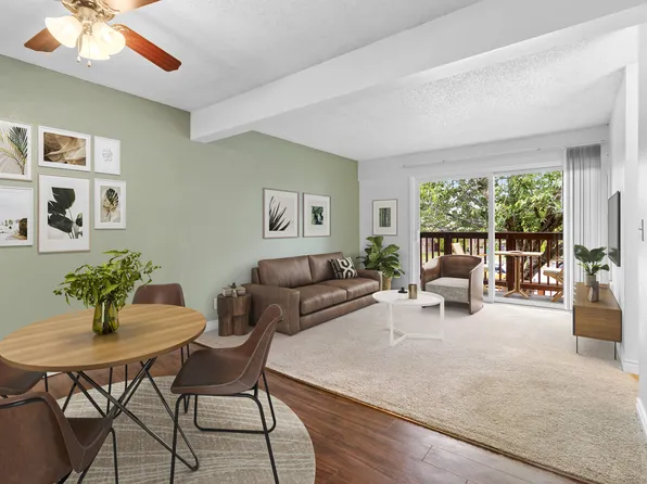 East Wind, 2950 NE 23rd St APT 149, Gresham, OR 97030