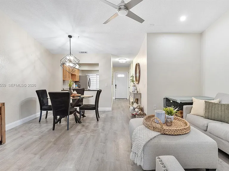 1581 NW 98th Way #1581 — Photo 14