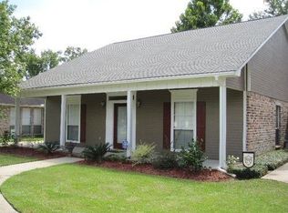 18479 Perkins Oak Rd, Prairieville, LA 70769