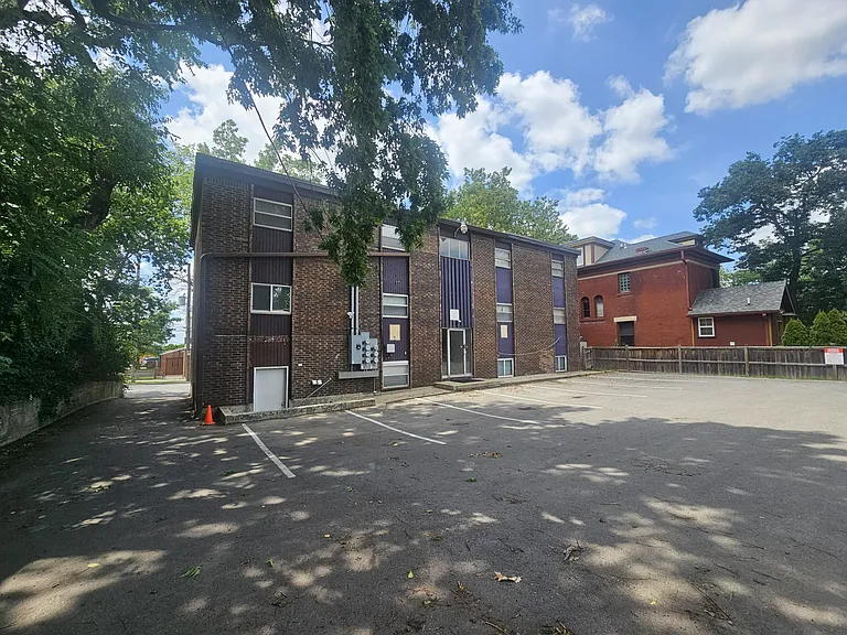 405 Woodland Ave #A — Photo 7