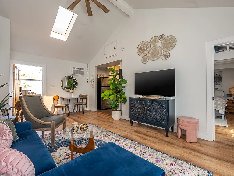 38 Buccaneer St #1/2 — Photo 8