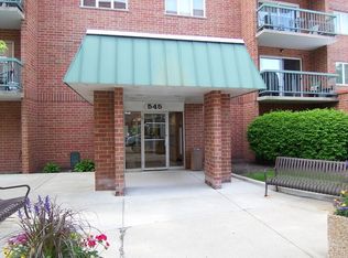 545 S River Rd APT 408, Des Plaines, IL 60016
